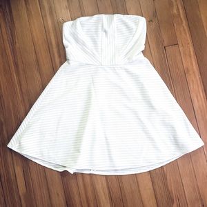 White Small Summery Super Cute Strapless Express Dress